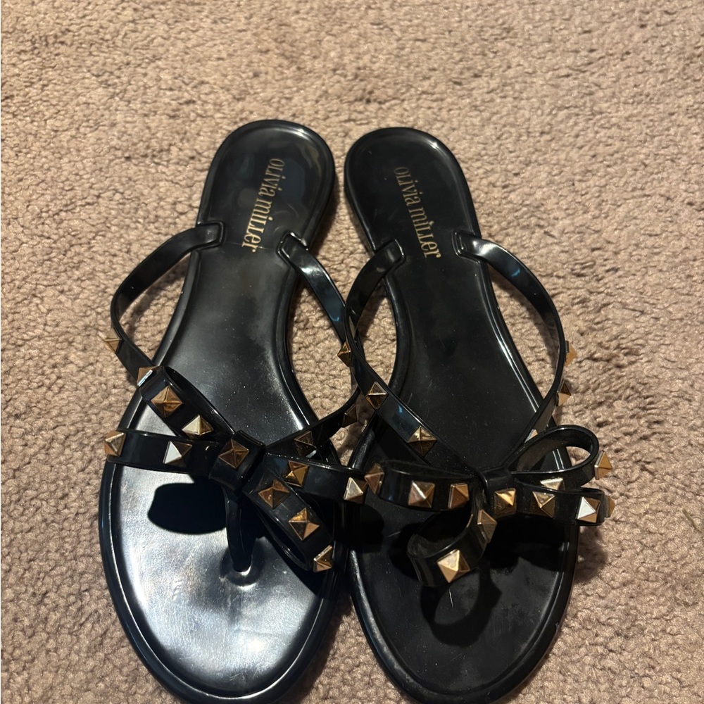 Olivia Miller Black and Gold Strappy Sandals